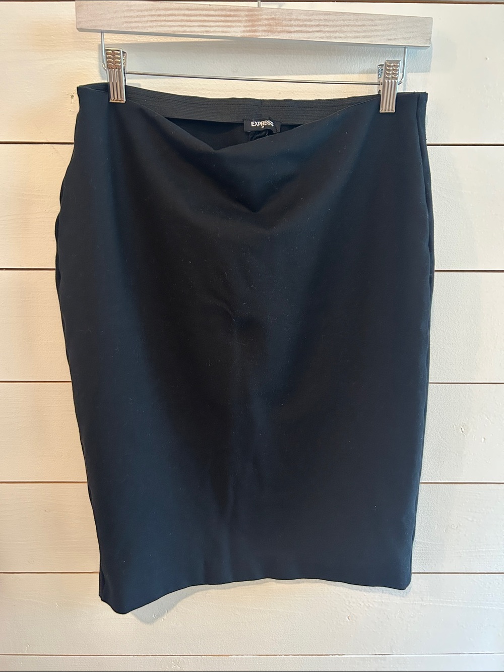 Express Black Pencil Skirt - Timeless Tailored Silhouetted size M